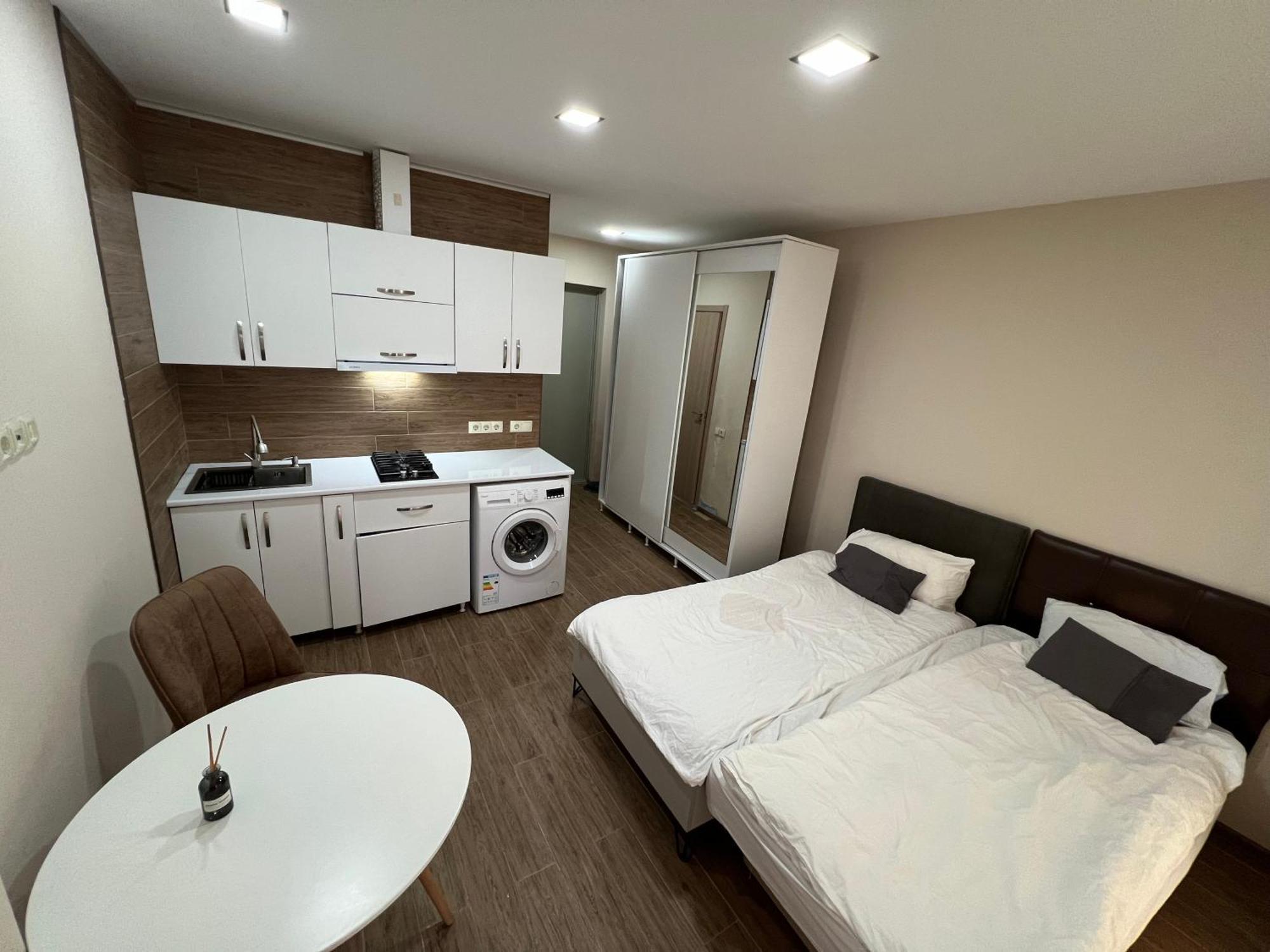 Hotel Paris Батумі Екстер'єр фото