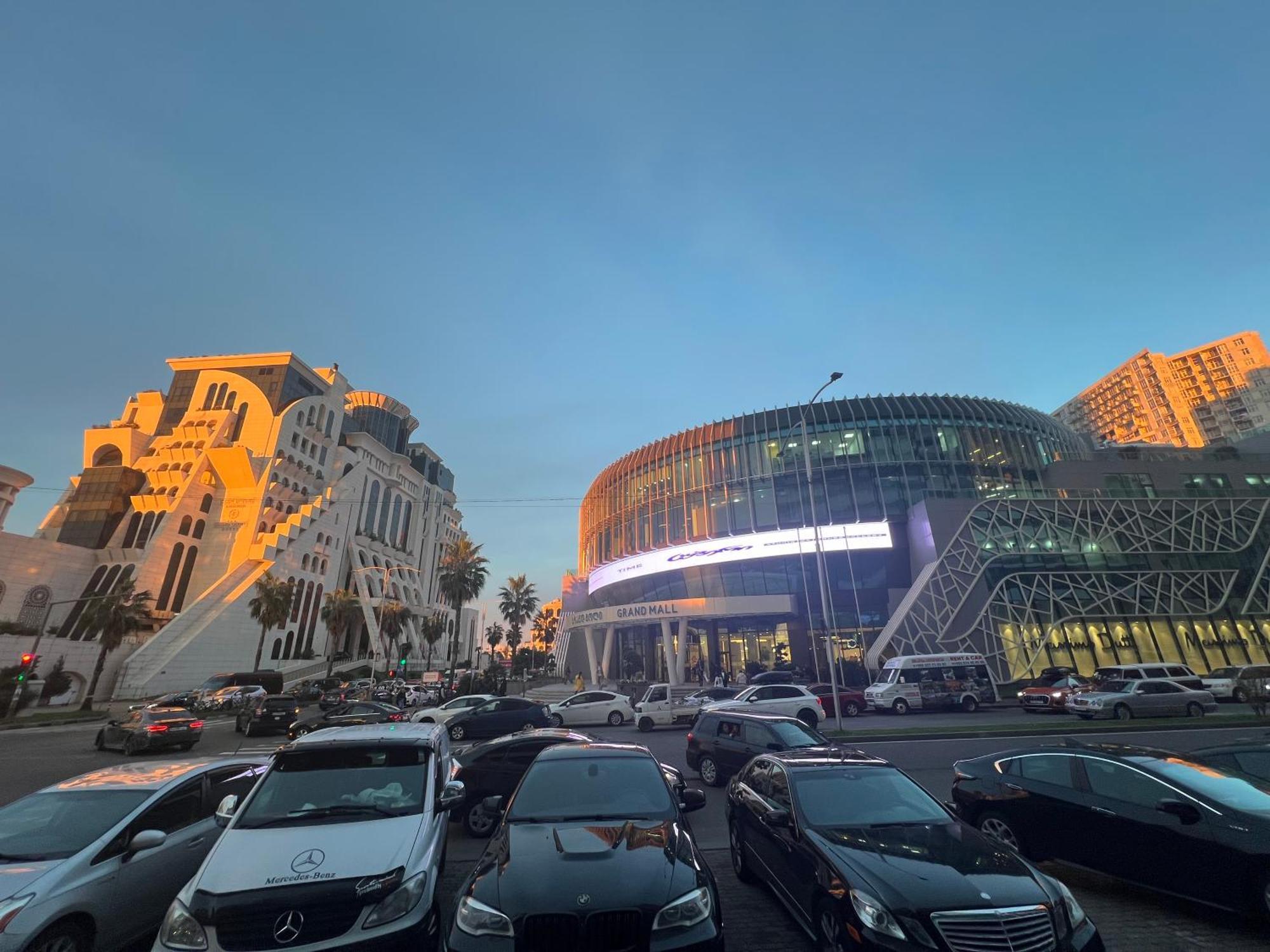 Hotel Paris Батумі Екстер'єр фото