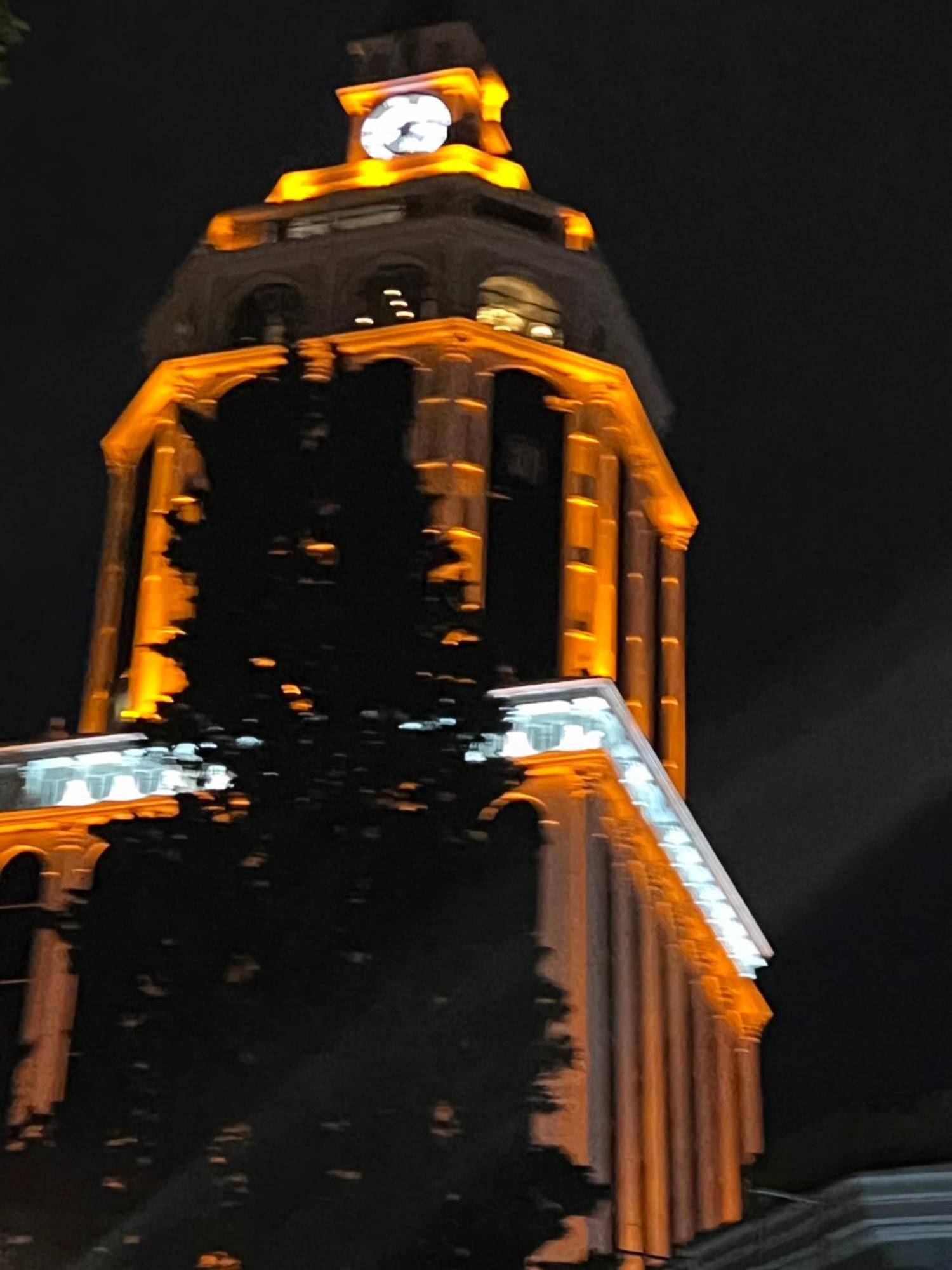 Hotel Paris Батумі Екстер'єр фото